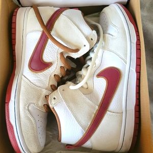 Nike SB Dunk High Phillies Blunt